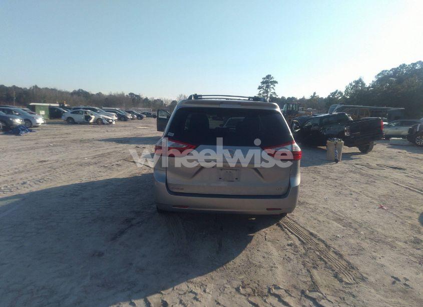 Photo 16 of 2015 Toyota Sienna LE 8 PASSENGER (VIN 5TDKK3DC5FS599850)