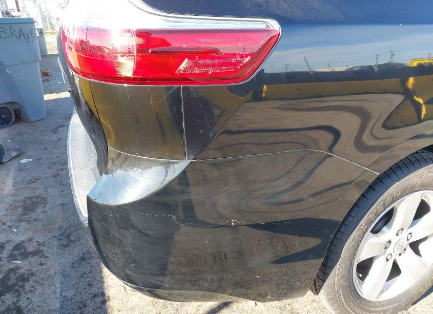 Photo 6 of 2015 Toyota Sienna LE 8 PASSENGER (VIN 5TDKK3DC5FS621071)