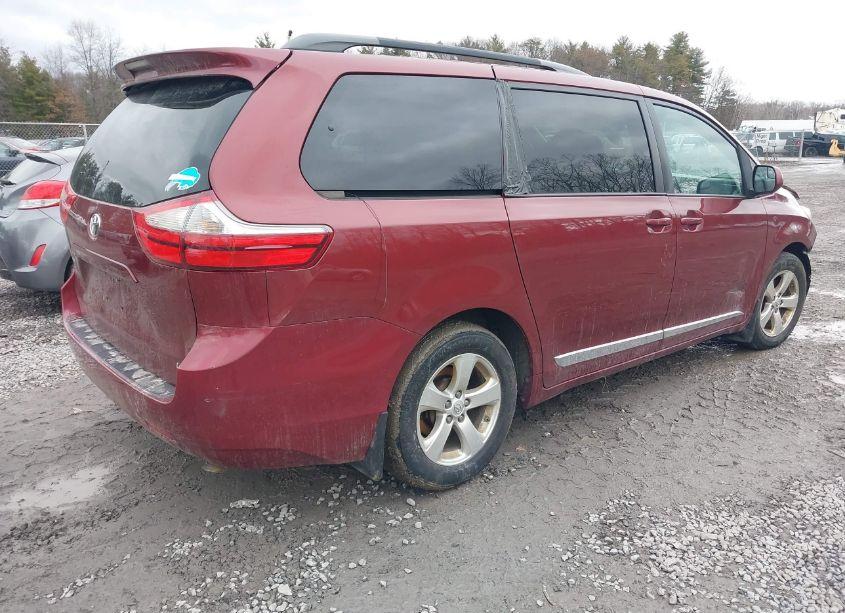 Photo 4 of 2015 Toyota Sienna LE 8 PASSENGER (VIN 5TDKK3DC5FS622916)