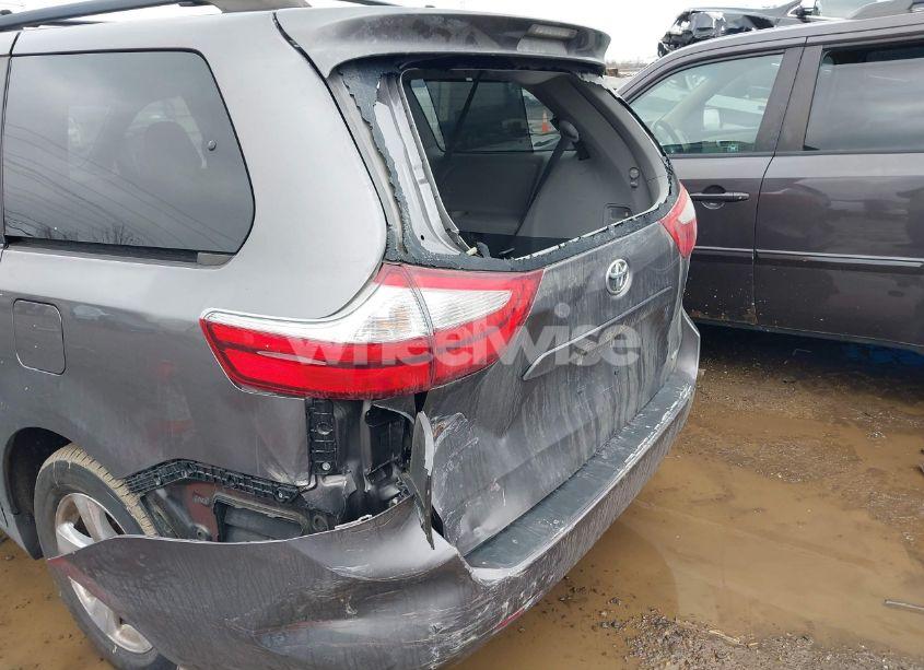 Photo 6 of 2016 Toyota Sienna LE 8 PASSENGER (VIN 5TDKK3DC5GS713069)