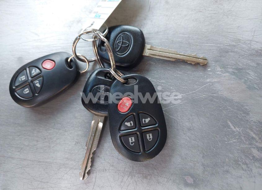 Photo 11 of 2016 Toyota Sienna LE 7 PASSENGER/LE 8 PASSENGER (VIN 5TDKK3DC5GS743477)