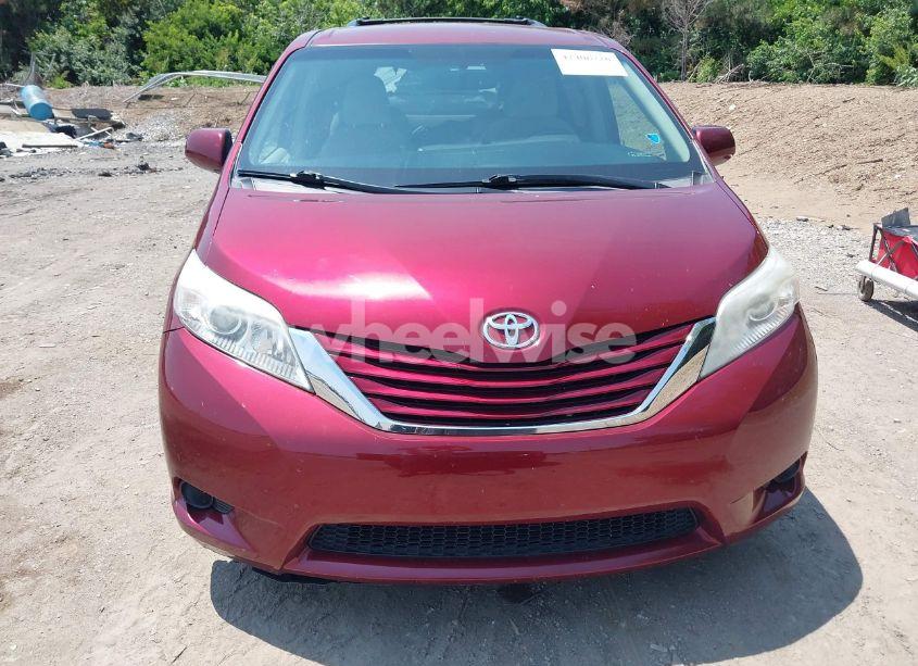 Photo 12 of 2016 Toyota Sienna LE 7 PASSENGER/LE 8 PASSENGER (VIN 5TDKK3DC5GS743477)