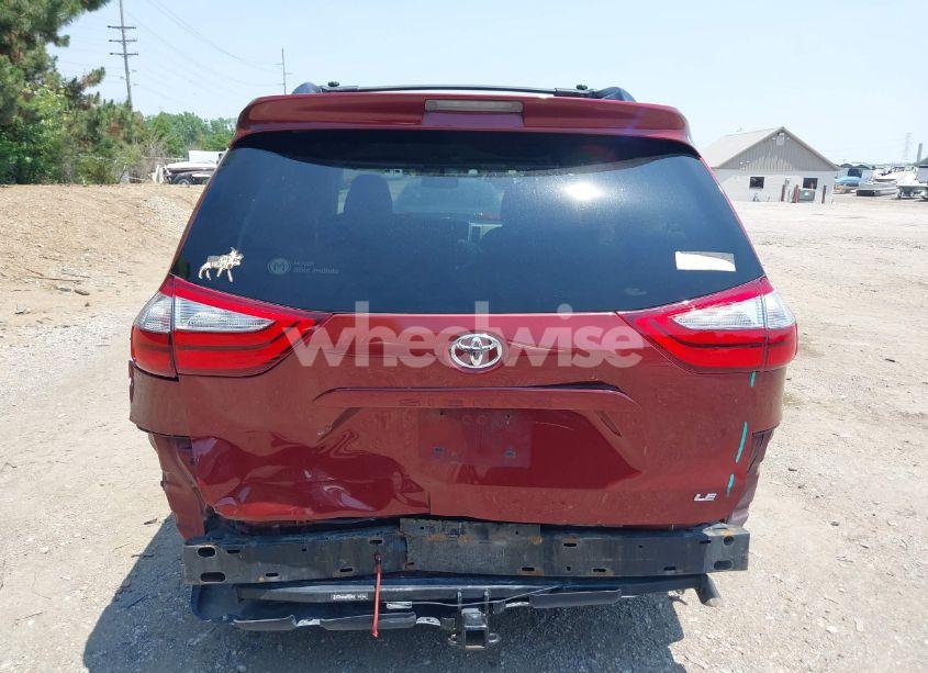 Photo 16 of 2016 Toyota Sienna LE 7 PASSENGER/LE 8 PASSENGER (VIN 5TDKK3DC5GS743477)