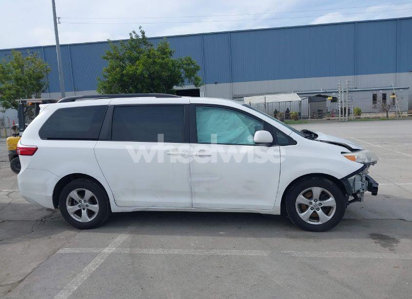Photo 13 of 2016 Toyota Sienna LE 8 PASSENGER (VIN 5TDKK3DC5GS755130)