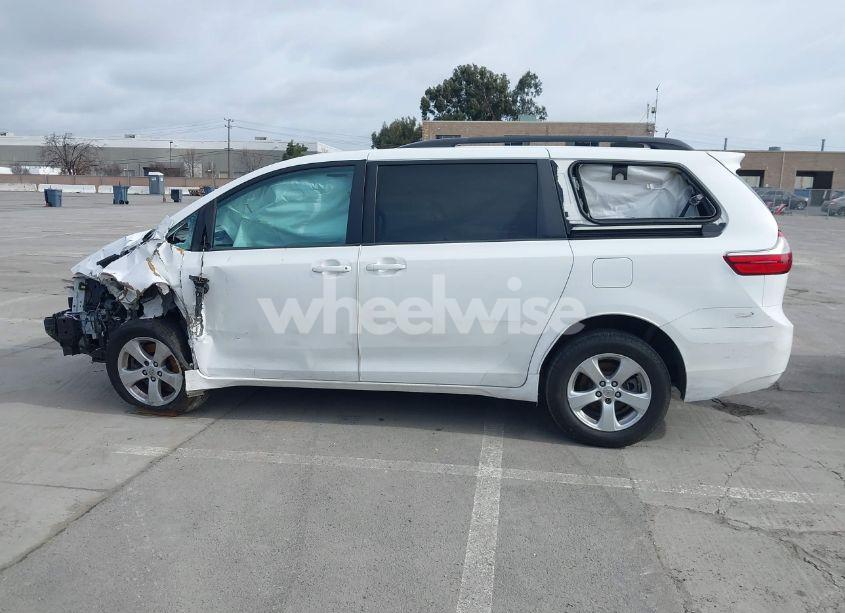 Photo 14 of 2016 Toyota Sienna LE 8 PASSENGER (VIN 5TDKK3DC5GS755130)