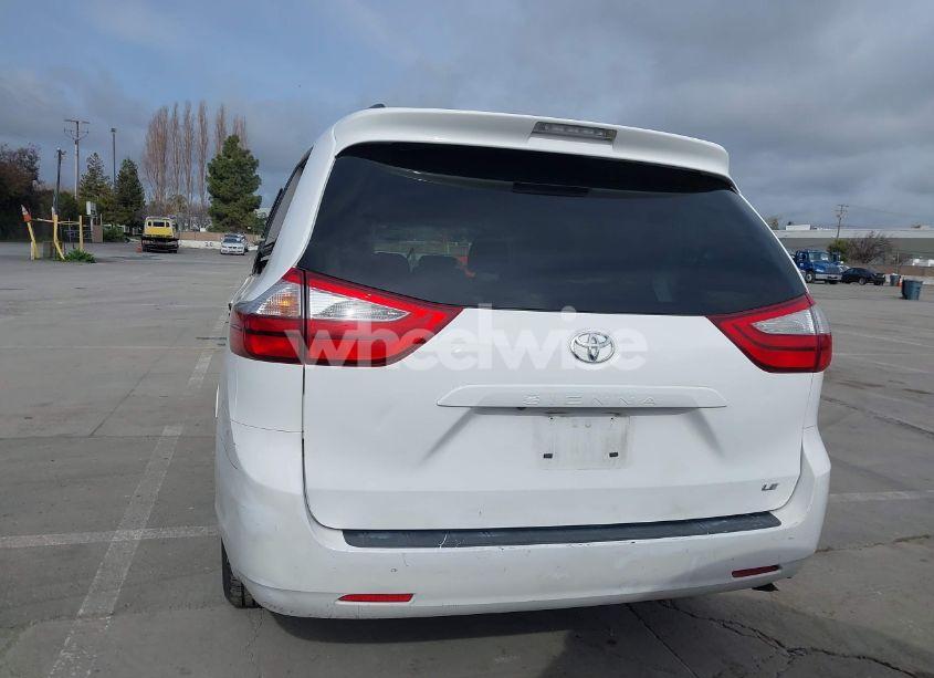Photo 16 of 2016 Toyota Sienna LE 8 PASSENGER (VIN 5TDKK3DC5GS755130)