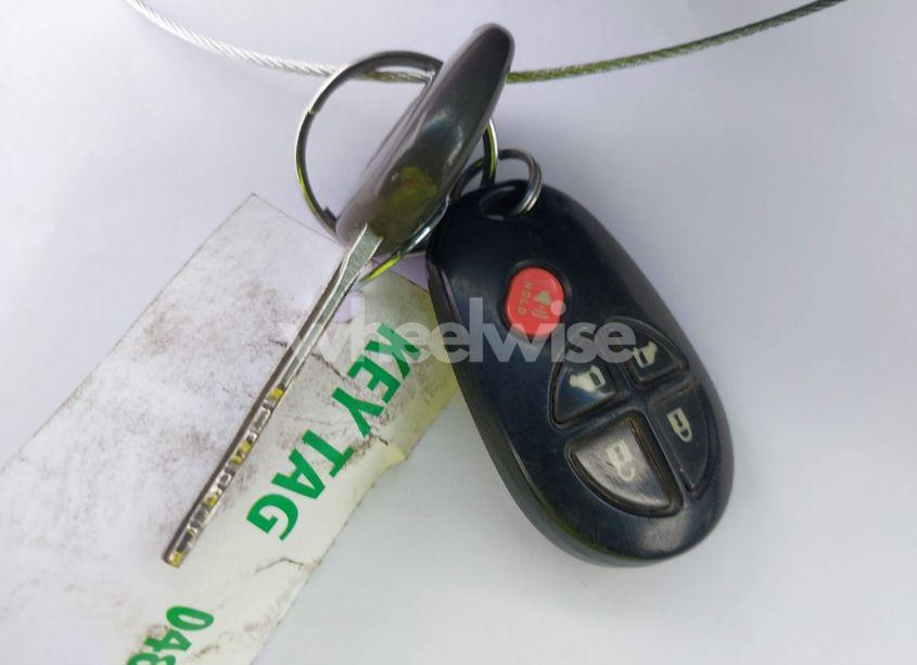 Photo 11 of 2011 Toyota Sienna LE V6 (VIN 5TDKK3DC6BS014347)