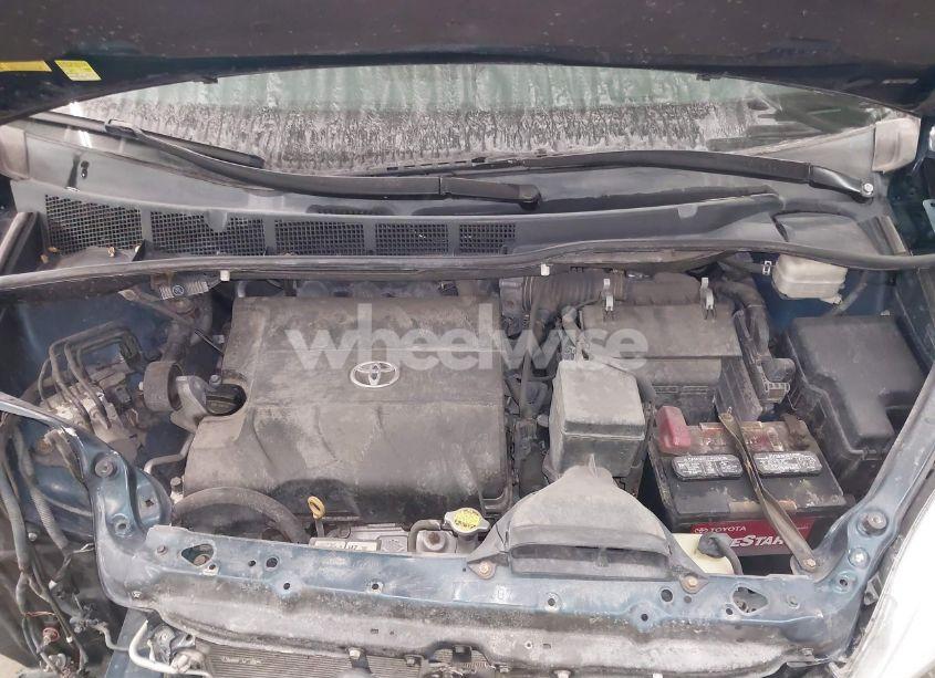 Photo 10 of 2011 Toyota Sienna LE V6 (VIN 5TDKK3DC6BS020598)