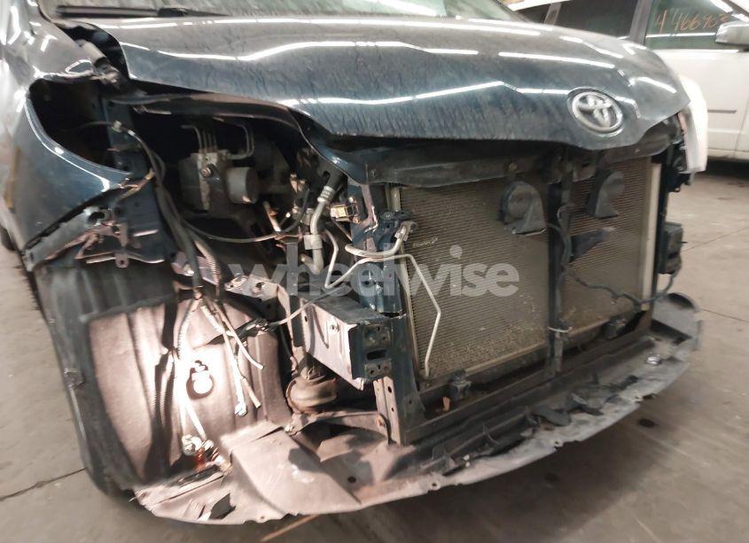 Photo 6 of 2011 Toyota Sienna LE V6 (VIN 5TDKK3DC6BS020598)