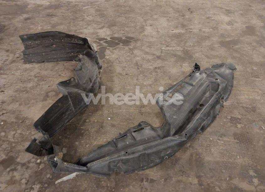 Photo 19 of 2011 Toyota Sienna LE V6 (VIN 5TDKK3DC6BS046313)