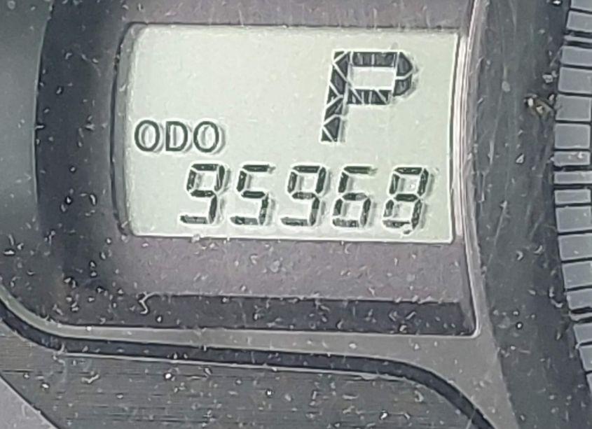 Photo 15 of 2011 Toyota Sienna LE V6 (VIN 5TDKK3DC6BS072605)