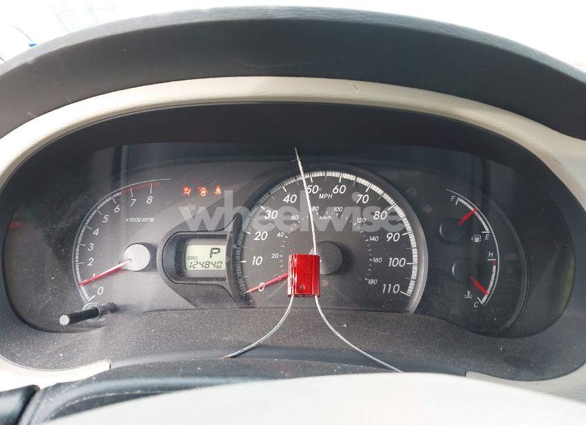 Photo 7 of 2011 Toyota Sienna LE V6 (VIN 5TDKK3DC6BS111208)