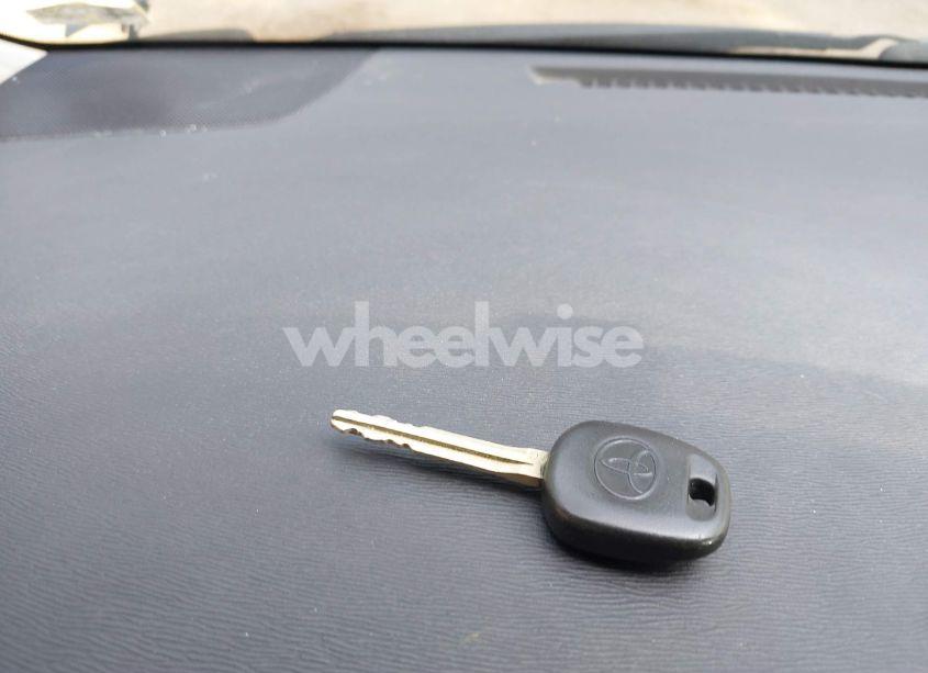 Photo 11 of 2011 Toyota Sienna LE V6 (VIN 5TDKK3DC6BS139753)