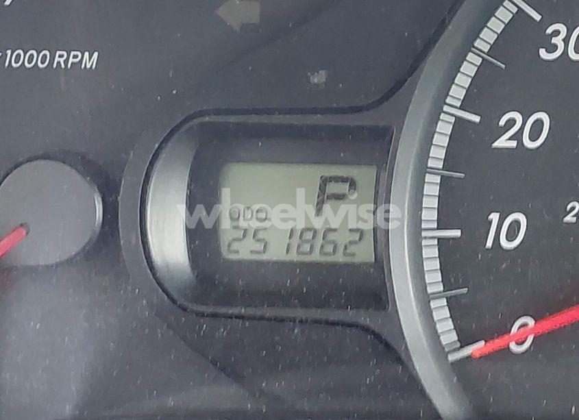 Photo 15 of 2011 Toyota Sienna LE V6 (VIN 5TDKK3DC6BS139753)