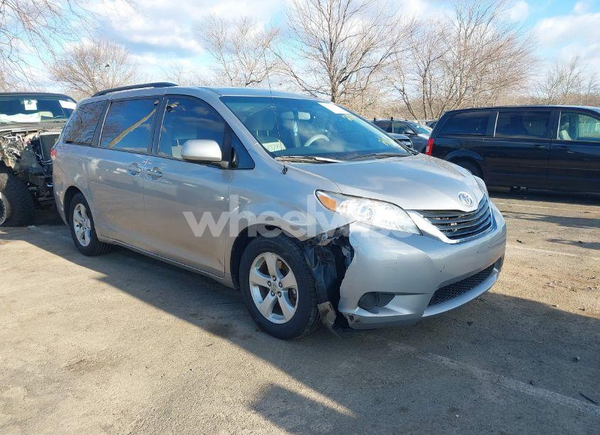 Photo 6 of 2012 Toyota Sienna LE V6 8 PASSENGER (VIN 5TDKK3DC6CS260963)