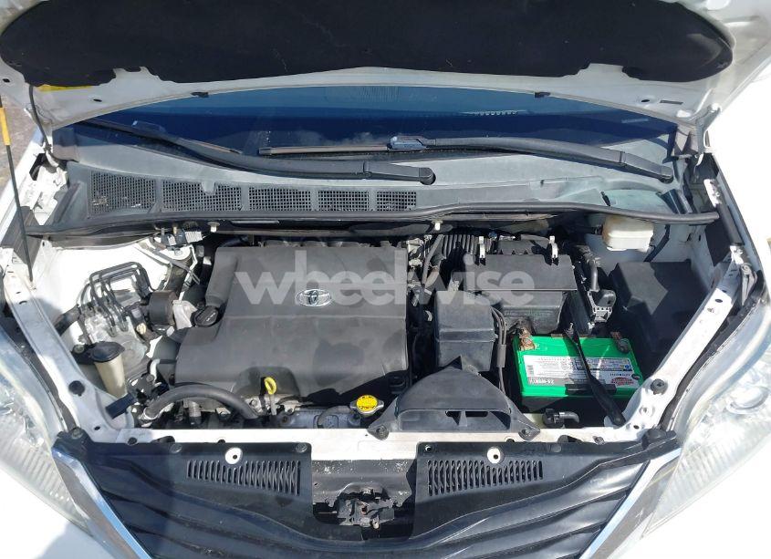 Photo 10 of 2013 Toyota Sienna LE V6 8 PASSENGER (VIN 5TDKK3DC6DS307992)