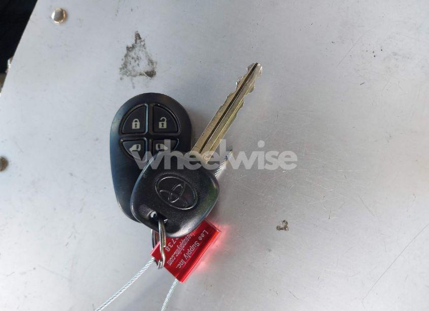 Photo 11 of 2013 Toyota Sienna LE V6 8 PASSENGER (VIN 5TDKK3DC6DS307992)