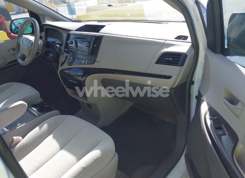 Photo 5 of 2013 Toyota Sienna LE V6 8 PASSENGER (VIN 5TDKK3DC6DS307992)