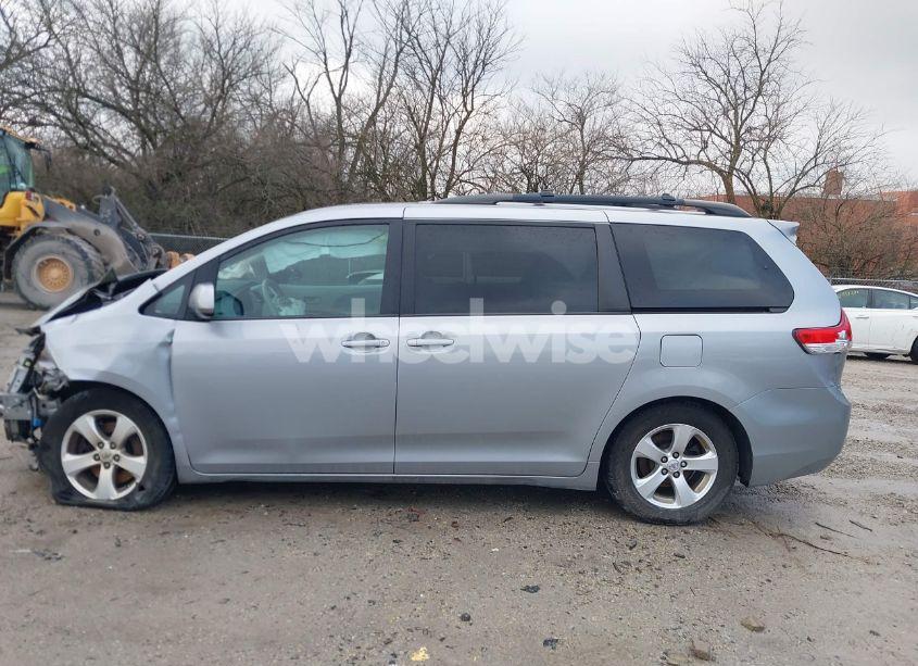 Photo 15 of 2013 Toyota Sienna LE V6 8 PASSENGER (VIN 5TDKK3DC6DS340328)