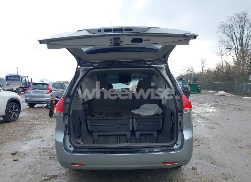 Photo 17 of 2013 Toyota Sienna LE V6 8 PASSENGER (VIN 5TDKK3DC6DS340328)