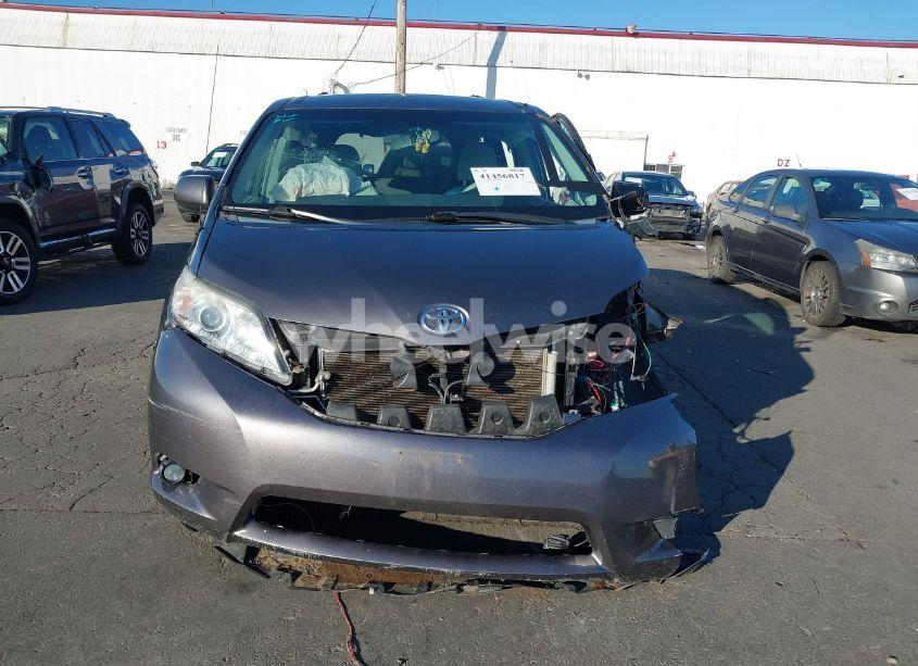 Photo 12 of 2013 Toyota Sienna LE V6 8 PASSENGER (VIN 5TDKK3DC6DS360854)