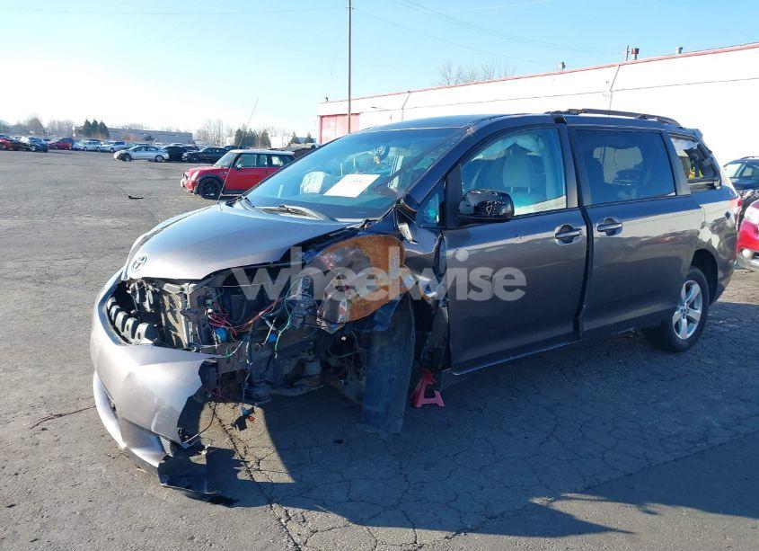 Photo 6 of 2013 Toyota Sienna LE V6 8 PASSENGER (VIN 5TDKK3DC6DS360854)