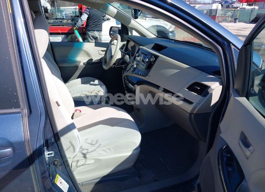 Photo 5 of 2013 Toyota Sienna LE V6 8 PASSENGER (VIN 5TDKK3DC6DS366444)