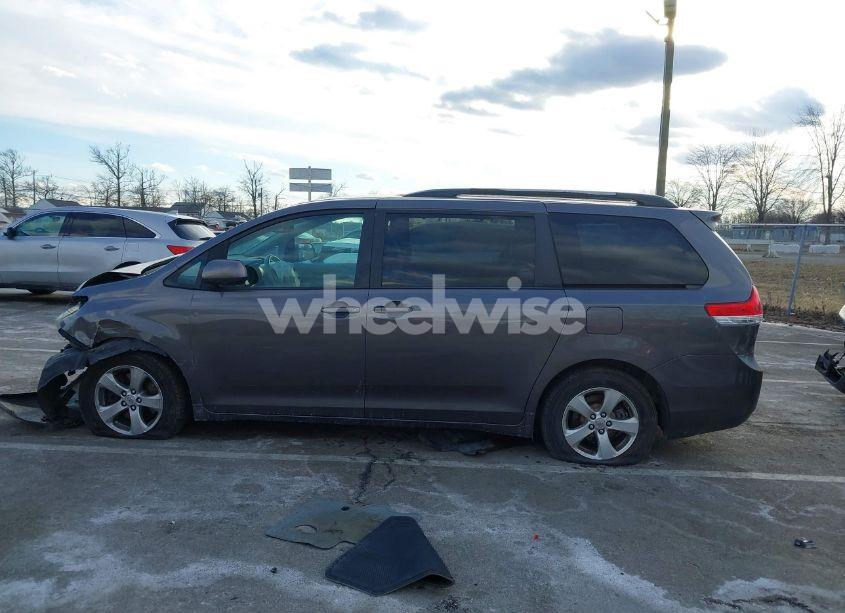 Photo 14 of 2013 Toyota Sienna LE V6 8 PASSENGER (VIN 5TDKK3DC6DS386502)