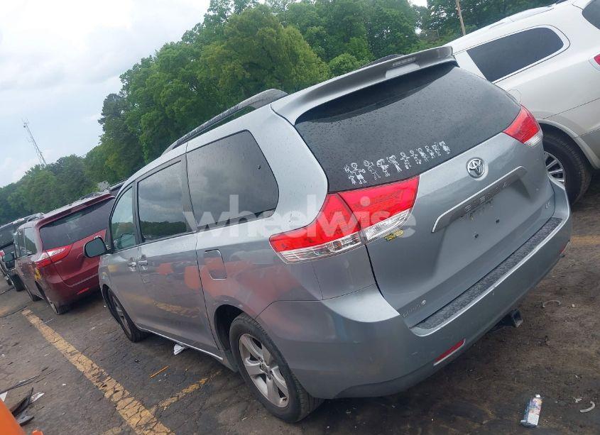 Photo 14 of 2014 Toyota Sienna LE V6 8 PASSENGER (VIN 5TDKK3DC6ES424568)