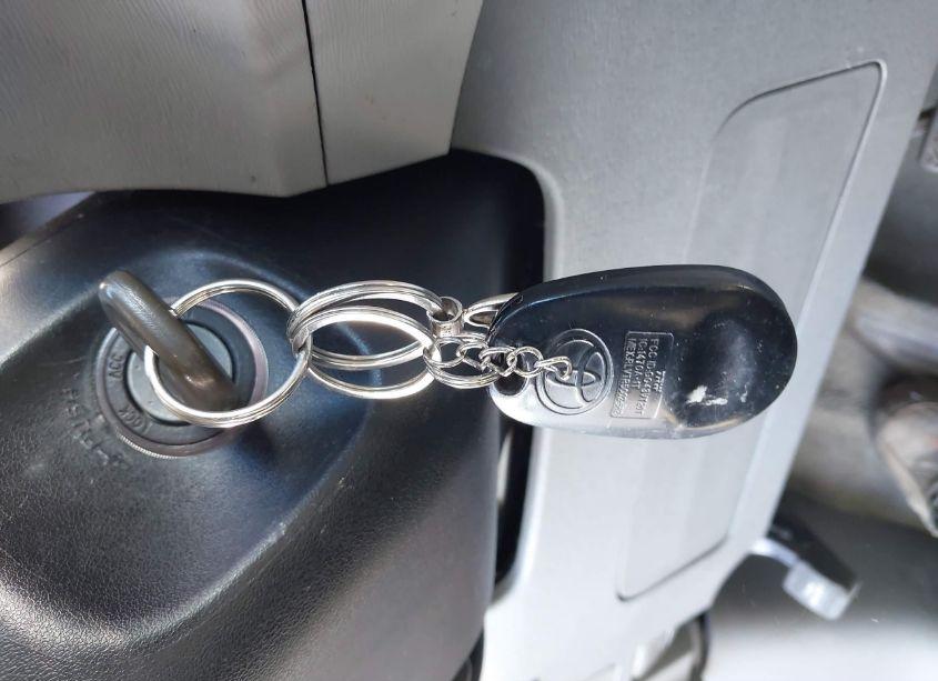 Photo 11 of 2014 Toyota Sienna LE V6 8 PASSENGER (VIN 5TDKK3DC6ES464679)