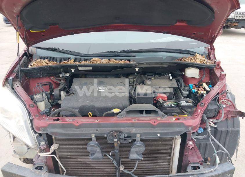 Photo 10 of 2014 Toyota Sienna LE V6 8 PASSENGER (VIN 5TDKK3DC6ES487962)