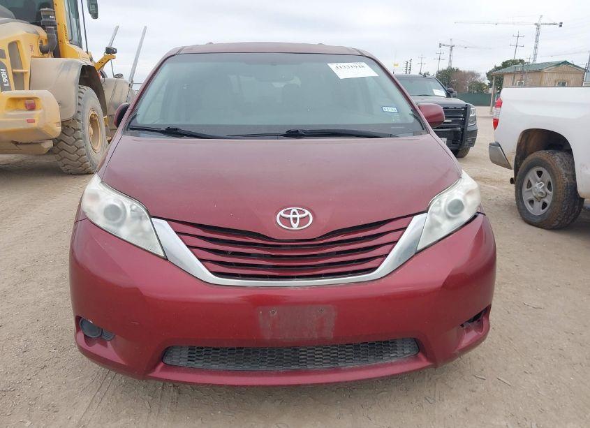 Photo 11 of 2015 Toyota Sienna LE 8 PASSENGER (VIN 5TDKK3DC6FS575881)