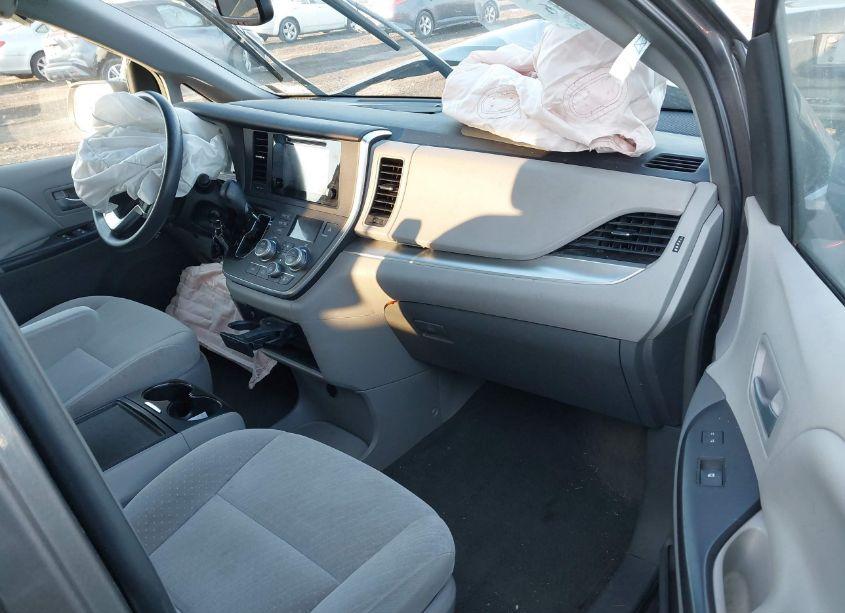 Photo 5 of 2015 Toyota Sienna LE 8 PASSENGER (VIN 5TDKK3DC6FS607437)