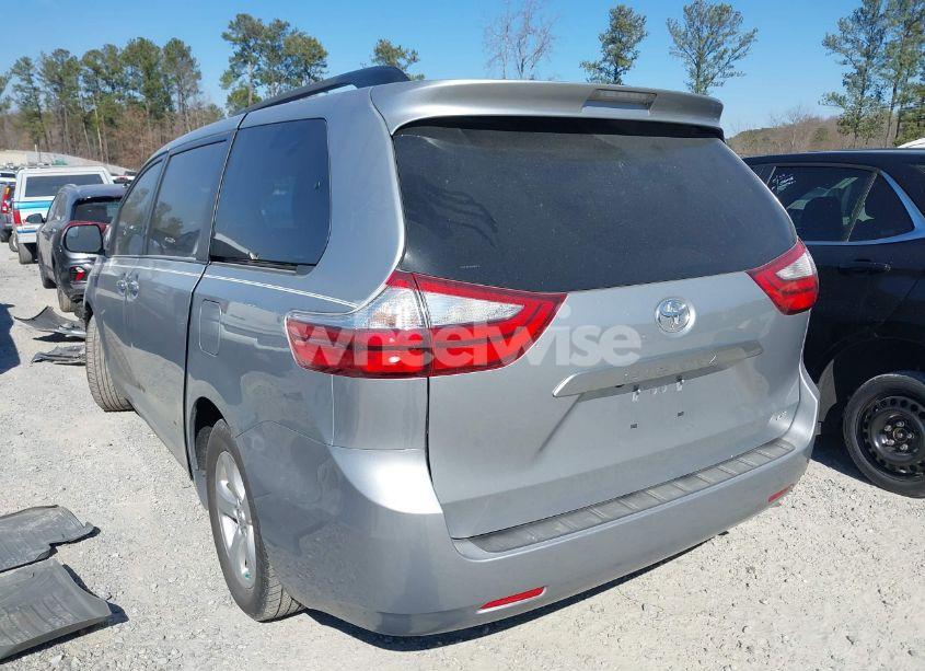 Photo 3 of 2016 Toyota Sienna LE 8 PASSENGER (VIN 5TDKK3DC6GS696573)