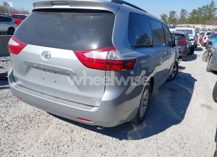 Photo 4 of 2016 Toyota Sienna LE 8 PASSENGER (VIN 5TDKK3DC6GS696573)