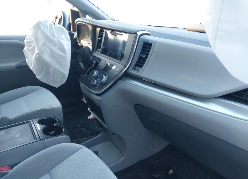 Photo 5 of 2016 Toyota Sienna LE 8 PASSENGER (VIN 5TDKK3DC6GS698498)