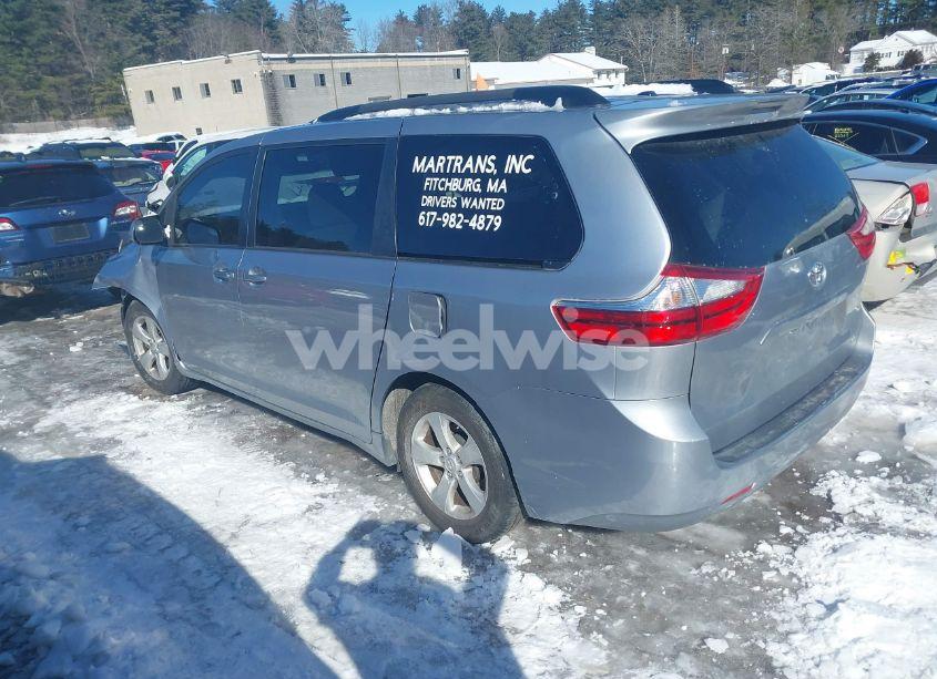 Photo 3 of 2016 Toyota Sienna LE 8 PASSENGER (VIN 5TDKK3DC6GS711315)