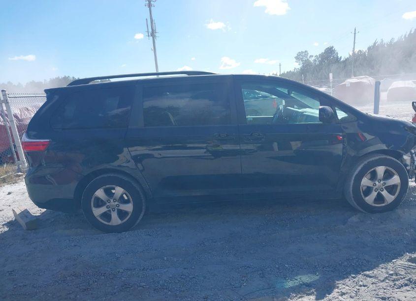 Photo 13 of 2016 Toyota Sienna LE 8 PASSENGER (VIN 5TDKK3DC6GS736179)