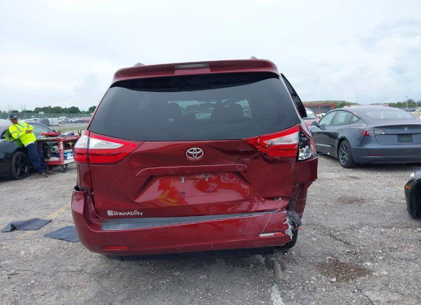 Photo 16 of 2016 Toyota Sienna LE 7 PASSENGER (VIN 5TDKK3DC6GS760644)