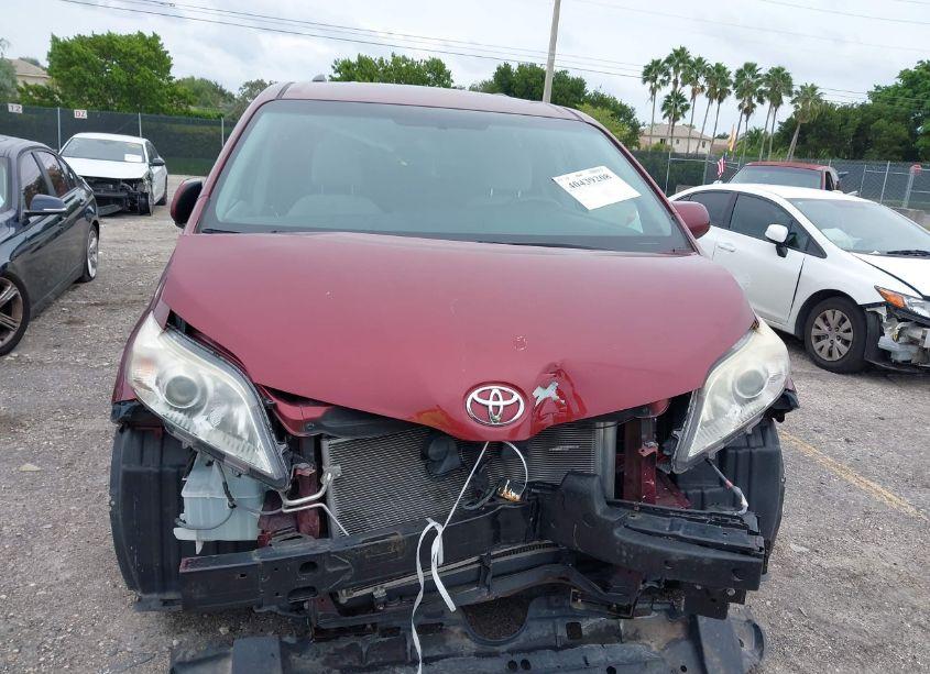 Photo 6 of 2016 Toyota Sienna LE 7 PASSENGER (VIN 5TDKK3DC6GS760644)