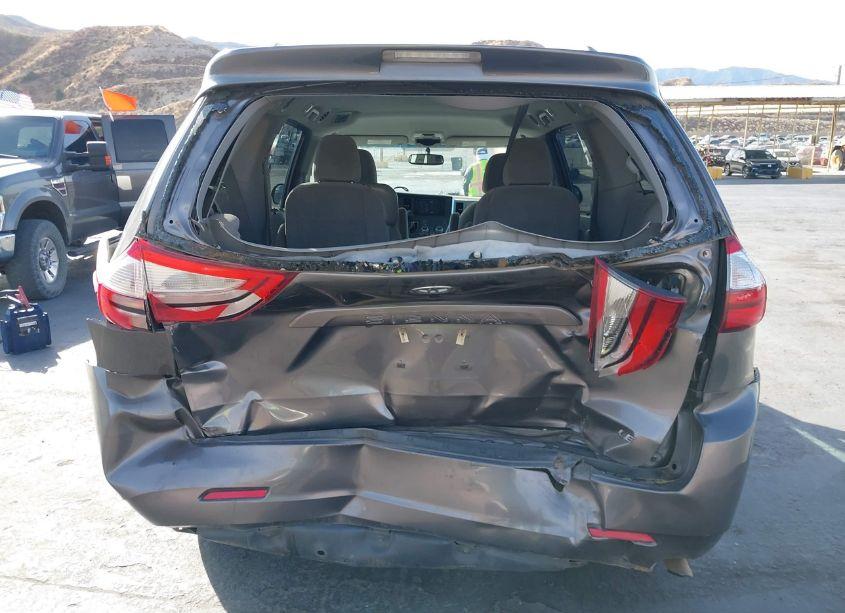 Photo 16 of 2016 Toyota Sienna LE 8 PASSENGER (VIN 5TDKK3DC6GS764533)