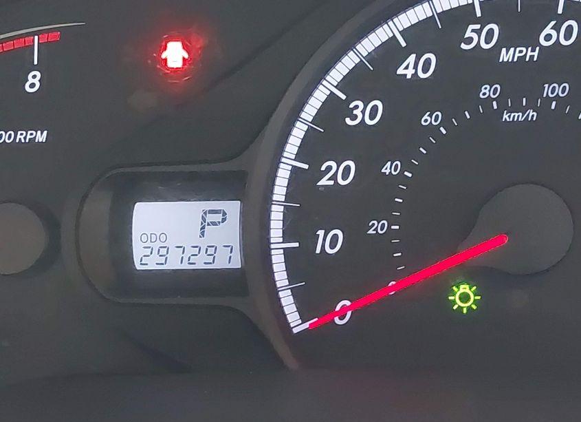 Photo 15 of 2011 Toyota Sienna LE V6 (VIN 5TDKK3DC7BS025843)