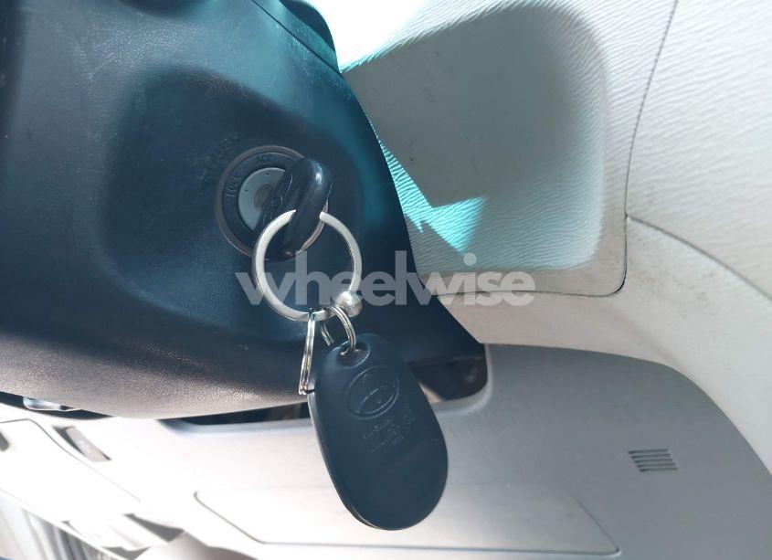 Photo 11 of 2011 Toyota Sienna LE V6 (VIN 5TDKK3DC7BS037510)