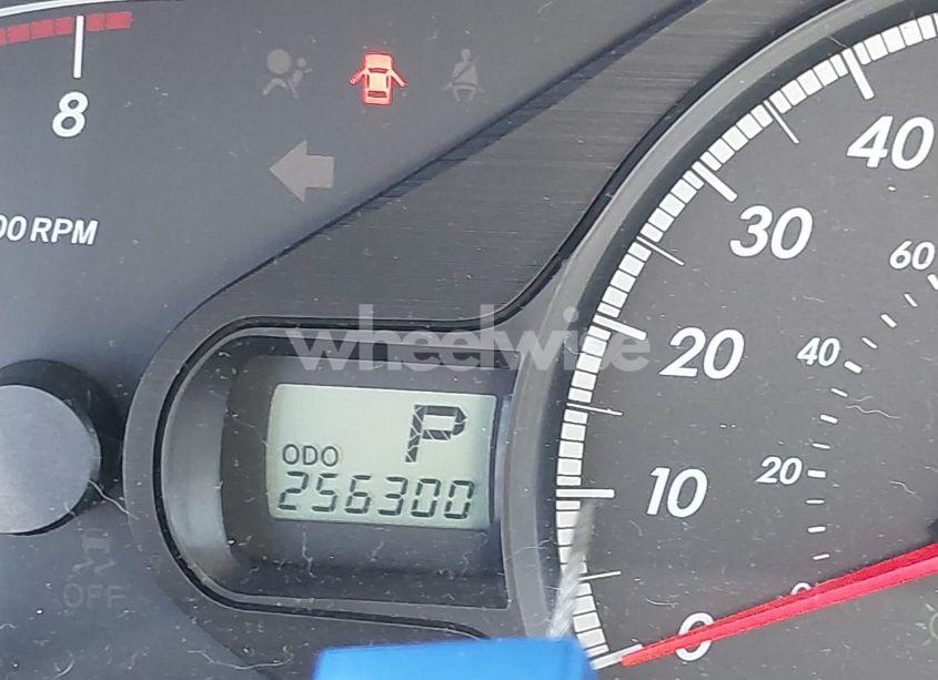 Photo 15 of 2011 Toyota Sienna LE V6 (VIN 5TDKK3DC7BS129037)