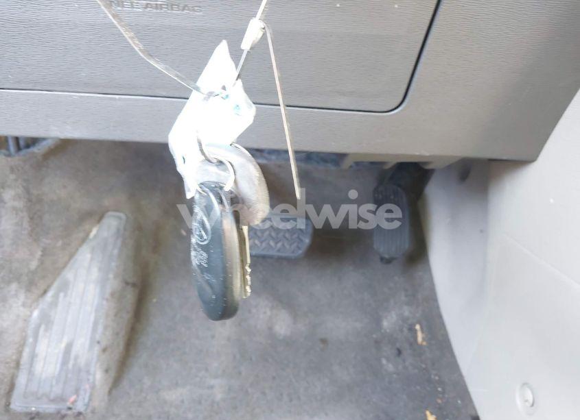 Photo 11 of 2011 Toyota Sienna LE V6 (VIN 5TDKK3DC7BS144881)