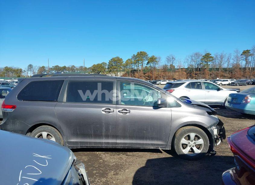 Photo 13 of 2012 Toyota Sienna LE V6 8 PASSENGER (VIN 5TDKK3DC7CS192043)