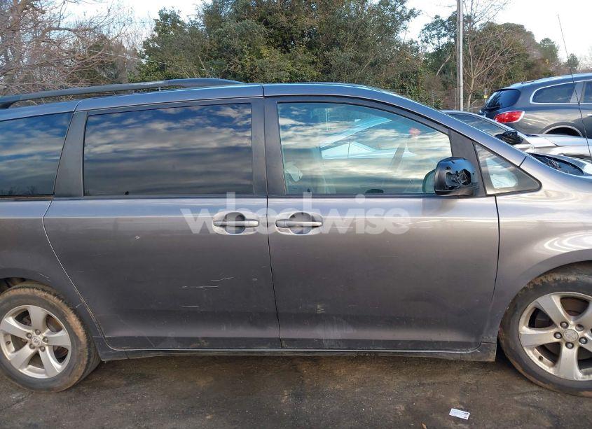 Photo 13 of 2012 Toyota Sienna LE V6 8 PASSENGER (VIN 5TDKK3DC7CS192754)