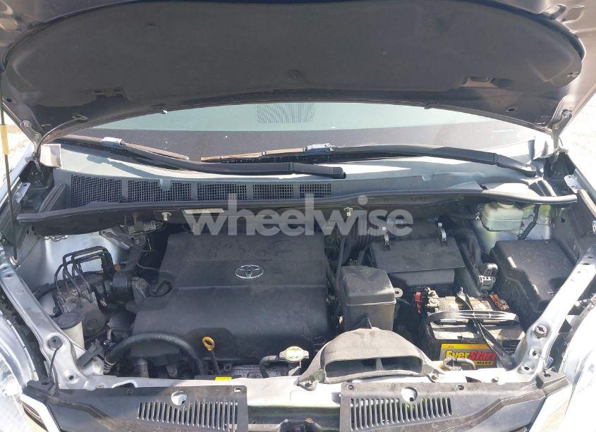 Photo 10 of 2012 Toyota Sienna LE V6 8 PASSENGER (VIN 5TDKK3DC7CS200870)