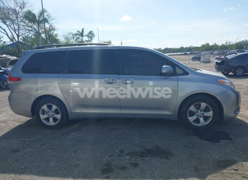 Photo 13 of 2012 Toyota Sienna LE V6 8 PASSENGER (VIN 5TDKK3DC7CS200870)