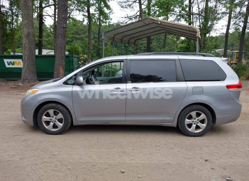 Photo 14 of 2012 Toyota Sienna LE V6 8 PASSENGER (VIN 5TDKK3DC7CS222416)